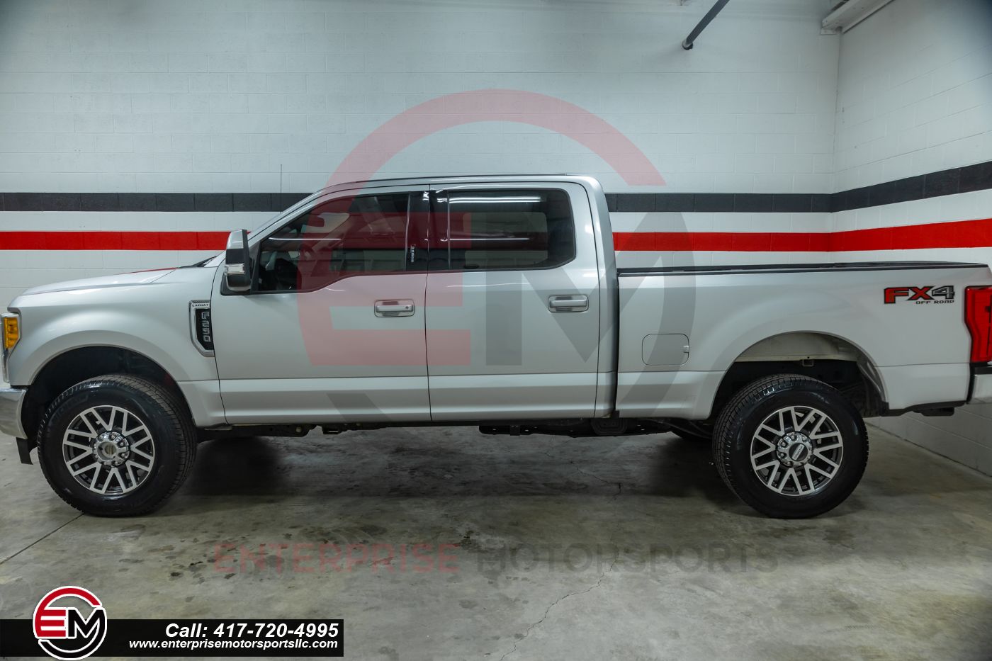 2017-ford-super-duty-f250-lariat-for-sale-missouri-02