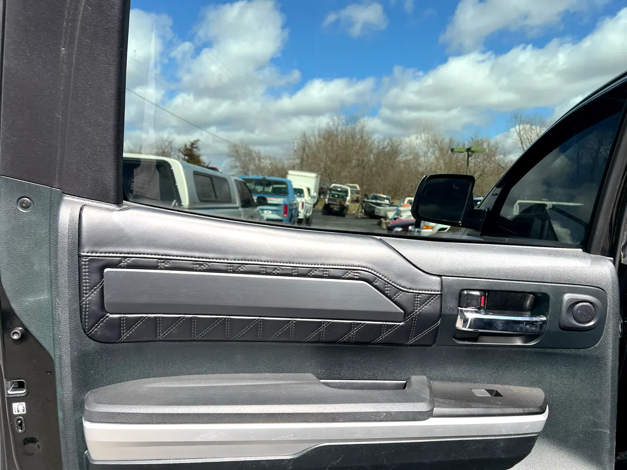 2017-toyota-tundra-platinum-for-sale-trevor-wi-11