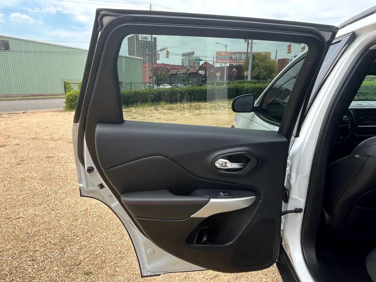 2018-jeep-cherokee-trailhawk-for-sale-birmingham-al-27