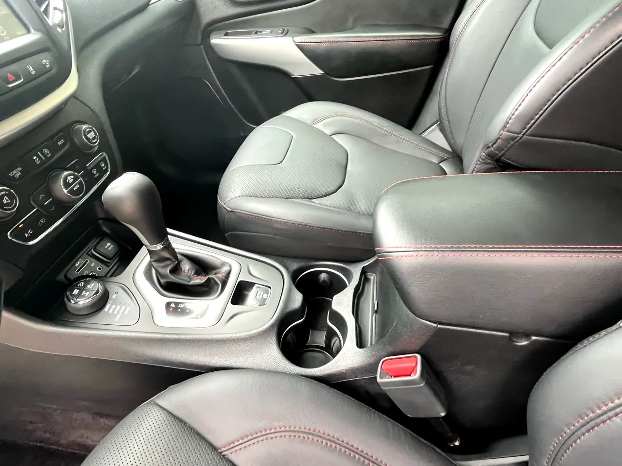 2018-jeep-cherokee-trailhawk-for-sale-birmingham-al-37