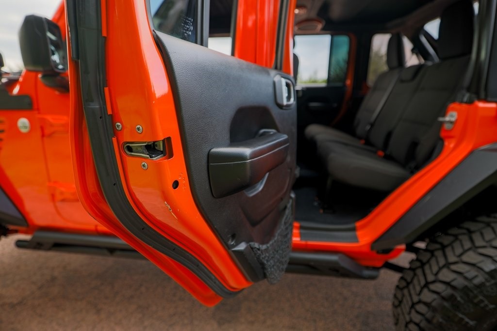 2018-jeep-wrangler-unlimited-sport-s (13)