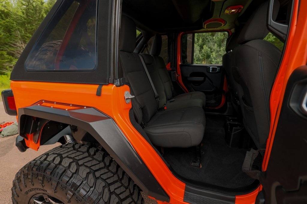 2018-jeep-wrangler-unlimited-sport-s (19)