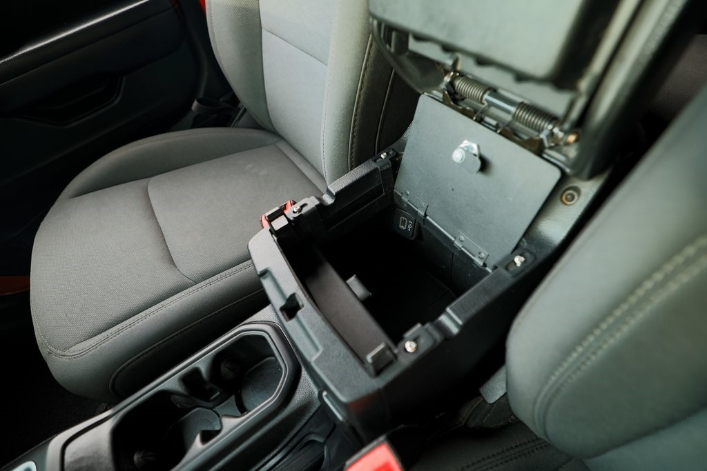 2018-jeep-wrangler-unlimited-sport-s (32)