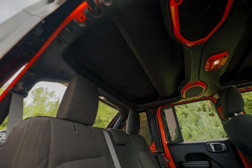 2018-jeep-wrangler-unlimited-sport-s (6)
