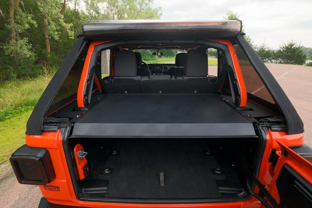 2018-jeep-wrangler-unlimited-sport-s (79)