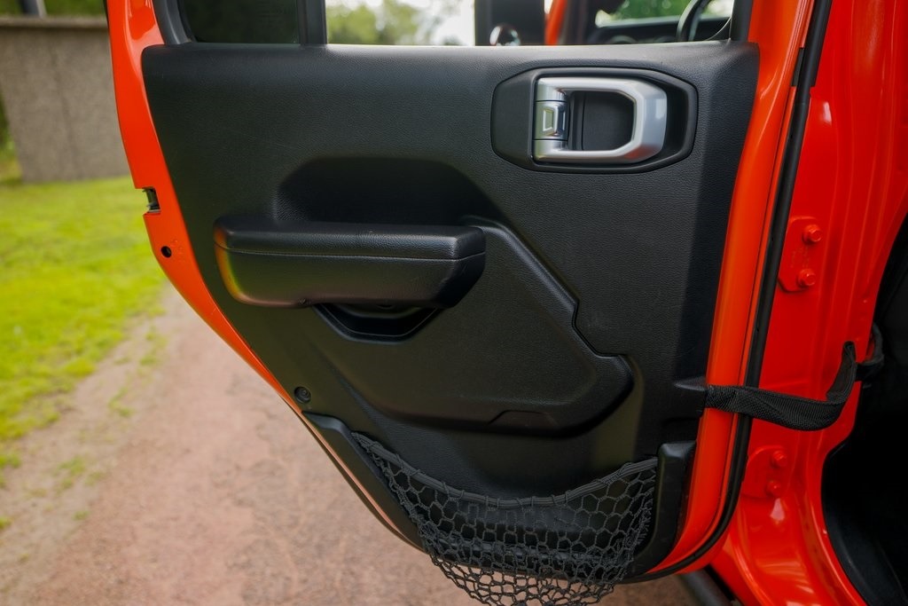 2018-jeep-wrangler-unlimited-sport-s (8)