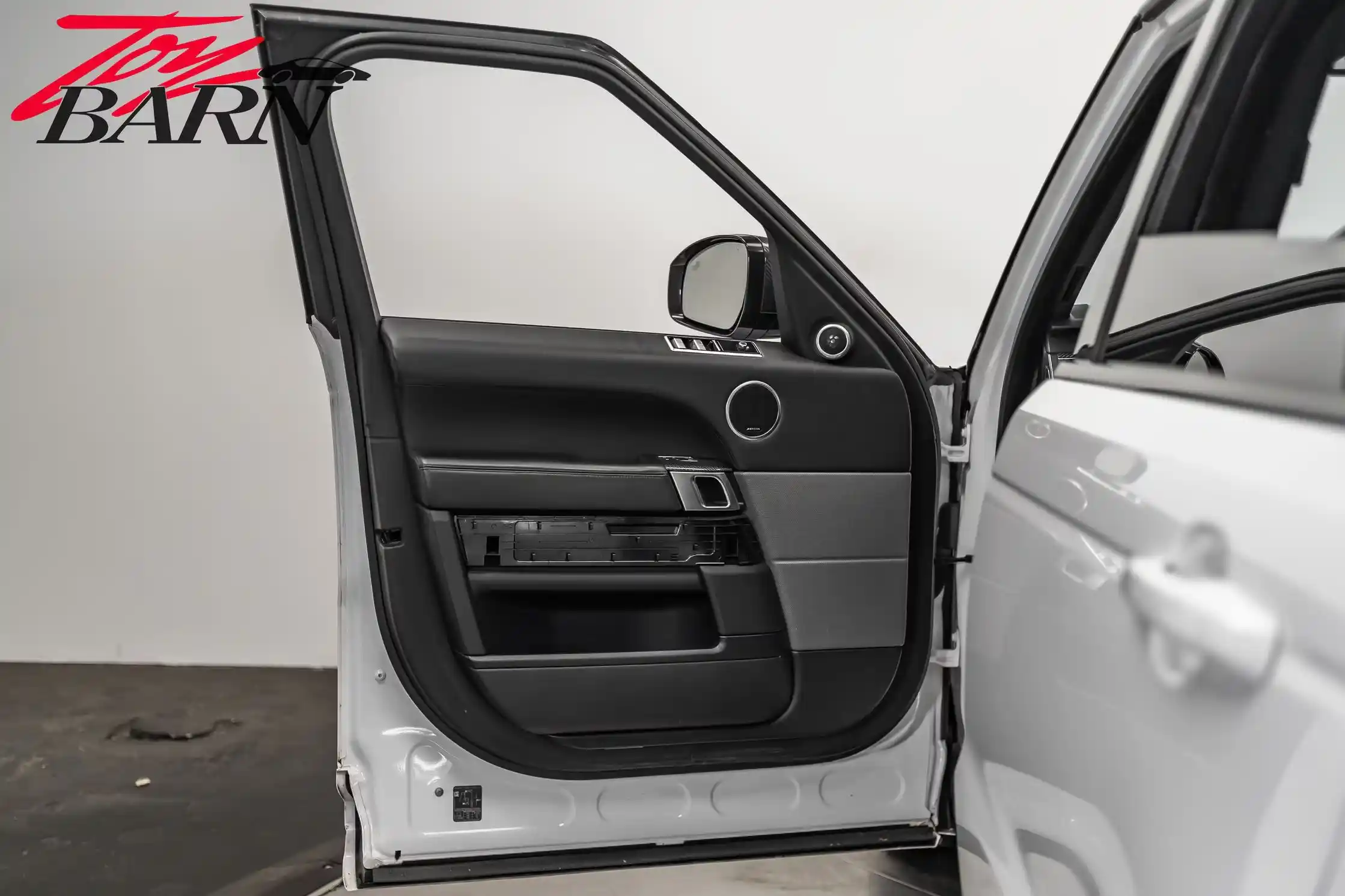 2018-land-rover-range-rover-sport-svr-for-sale-dublin-oh-25
