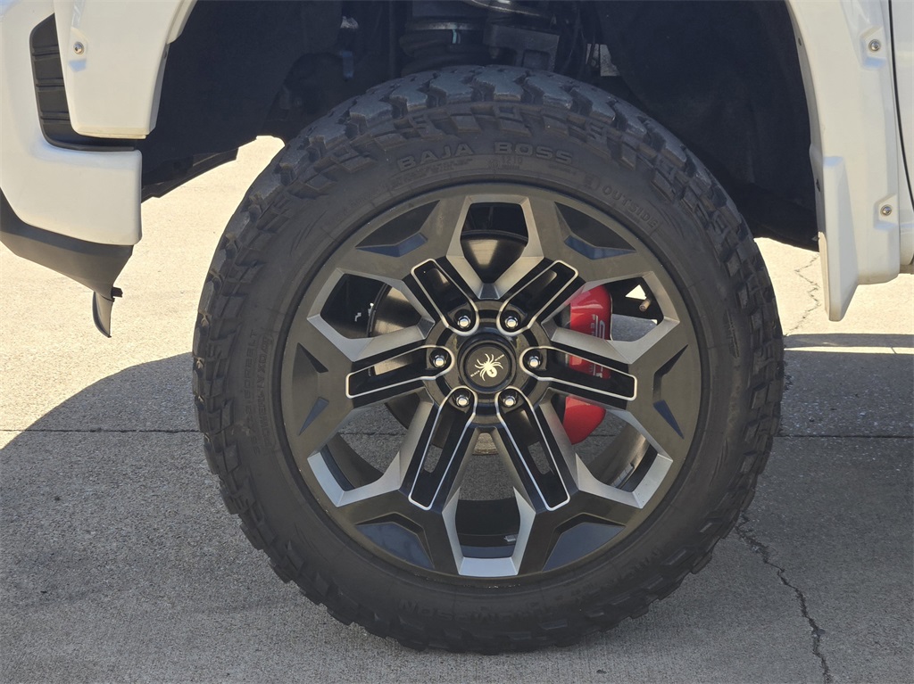 2019-chevy-silverado-1500-rst-4x4-for-sale-11