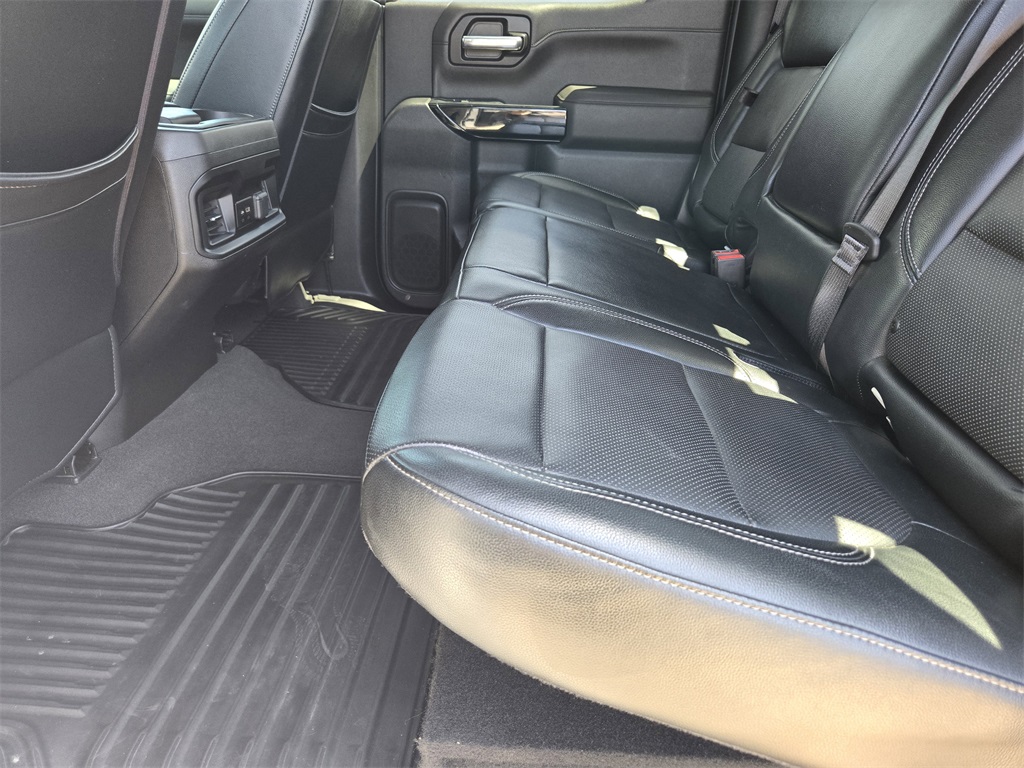 2019-chevy-silverado-1500-rst-4x4-for-sale-17