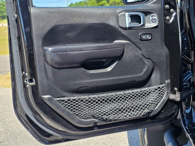 2020-jeep-gladiator-hope-mills-nc (20)