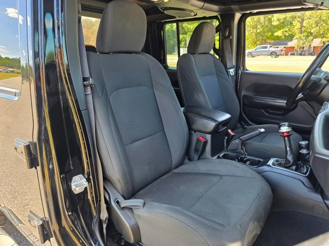 2020-jeep-gladiator-hope-mills-nc (21)