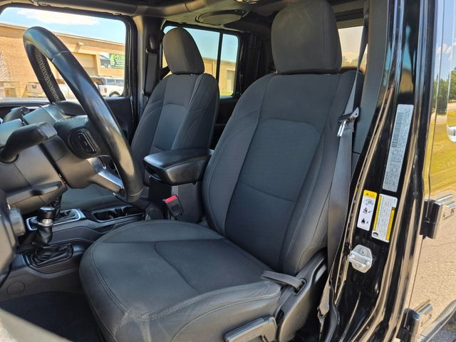 2020-jeep-gladiator-hope-mills-nc (40)