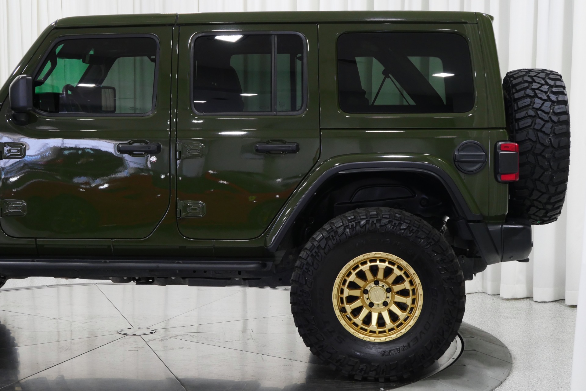 2021-jeep-wrangler-unlimited-rubicon-diesel-for-sale-newport-beach-ca-10