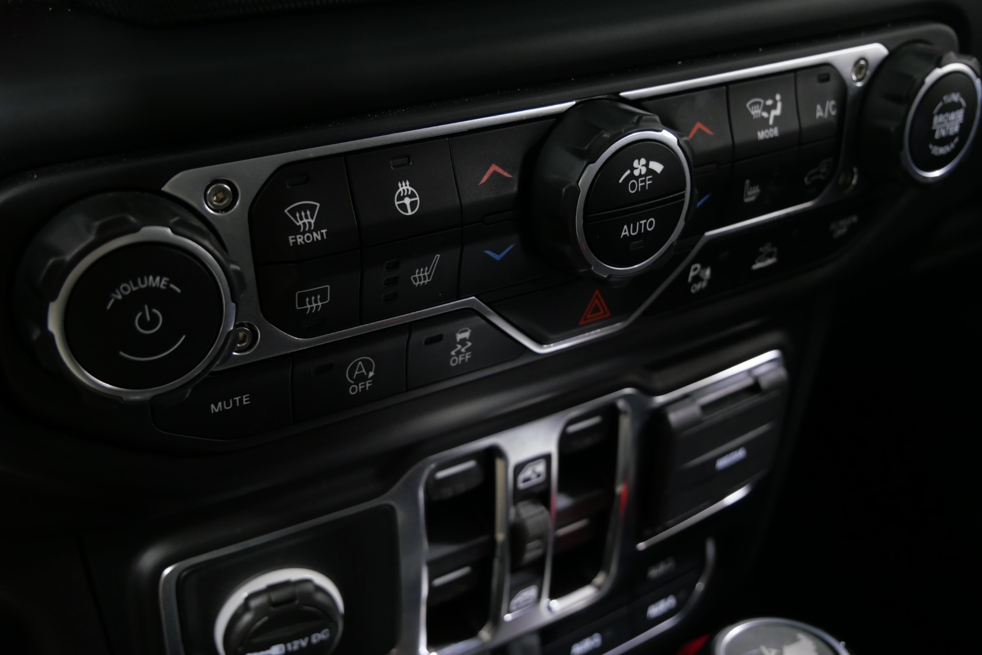 2021-jeep-wrangler-unlimited-rubicon-diesel-for-sale-newport-beach-ca-26