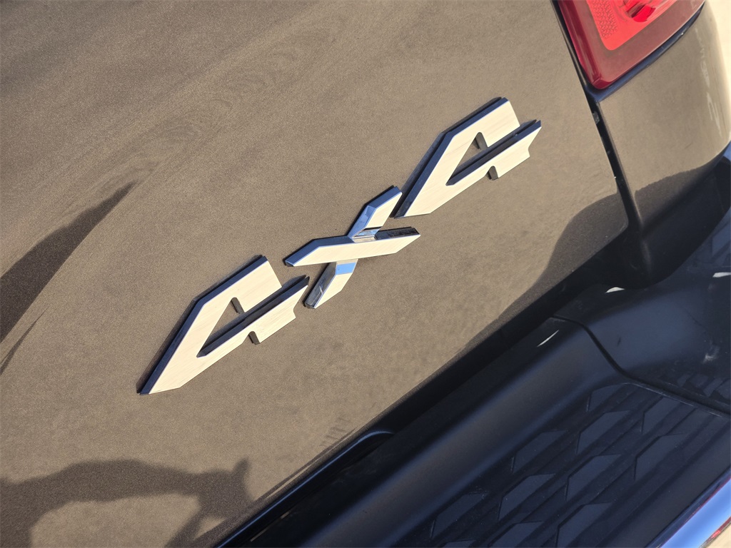 2021-ram-2500-laramie-4x4-for-sale-08