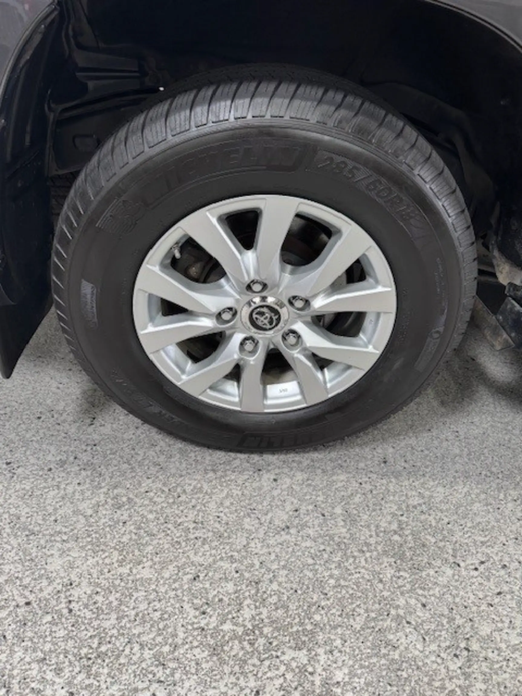 2021-toyota-land-cruiser-for-sale-st-louis-mo-03
