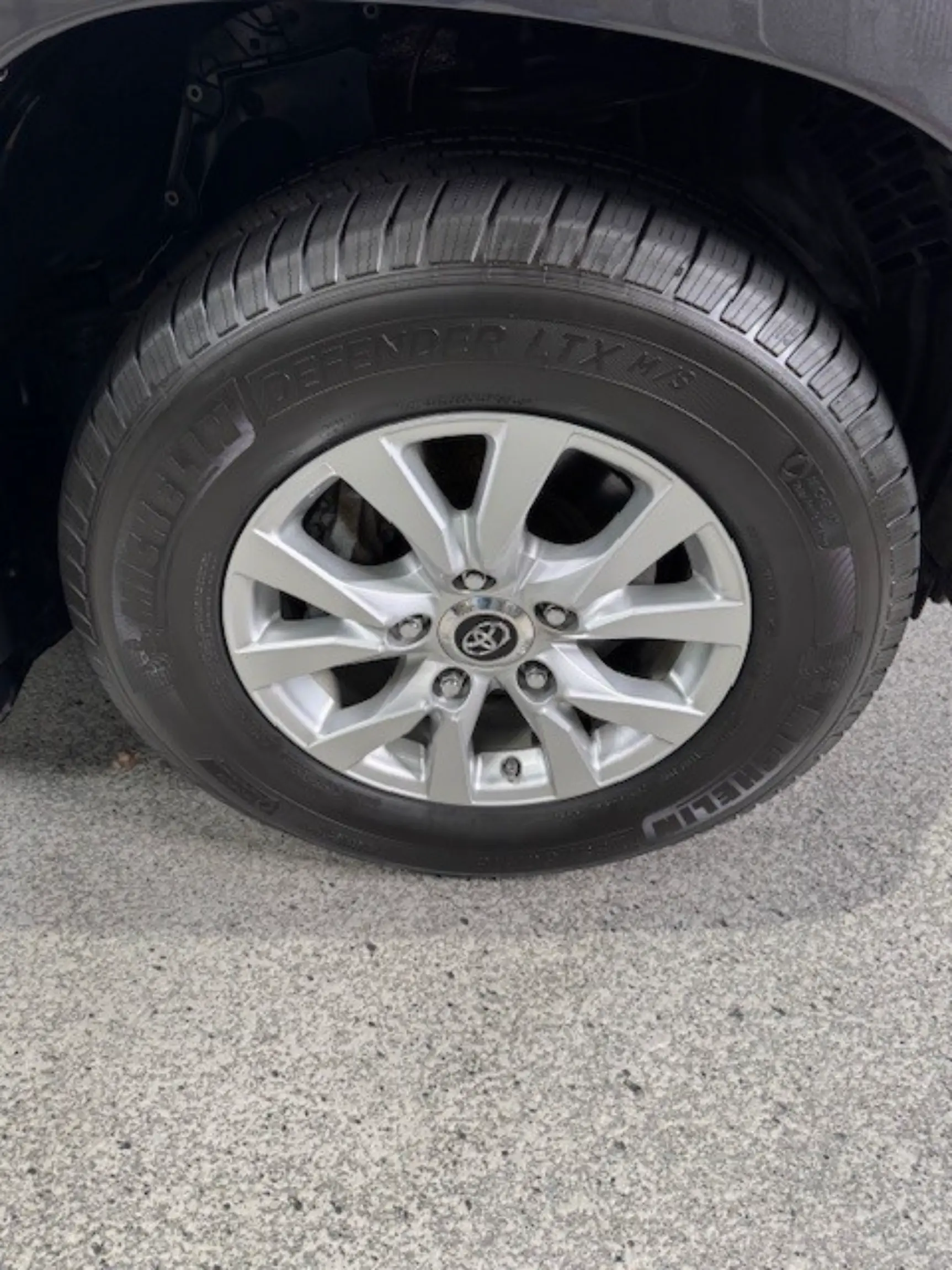 2021-toyota-land-cruiser-for-sale-st-louis-mo-04