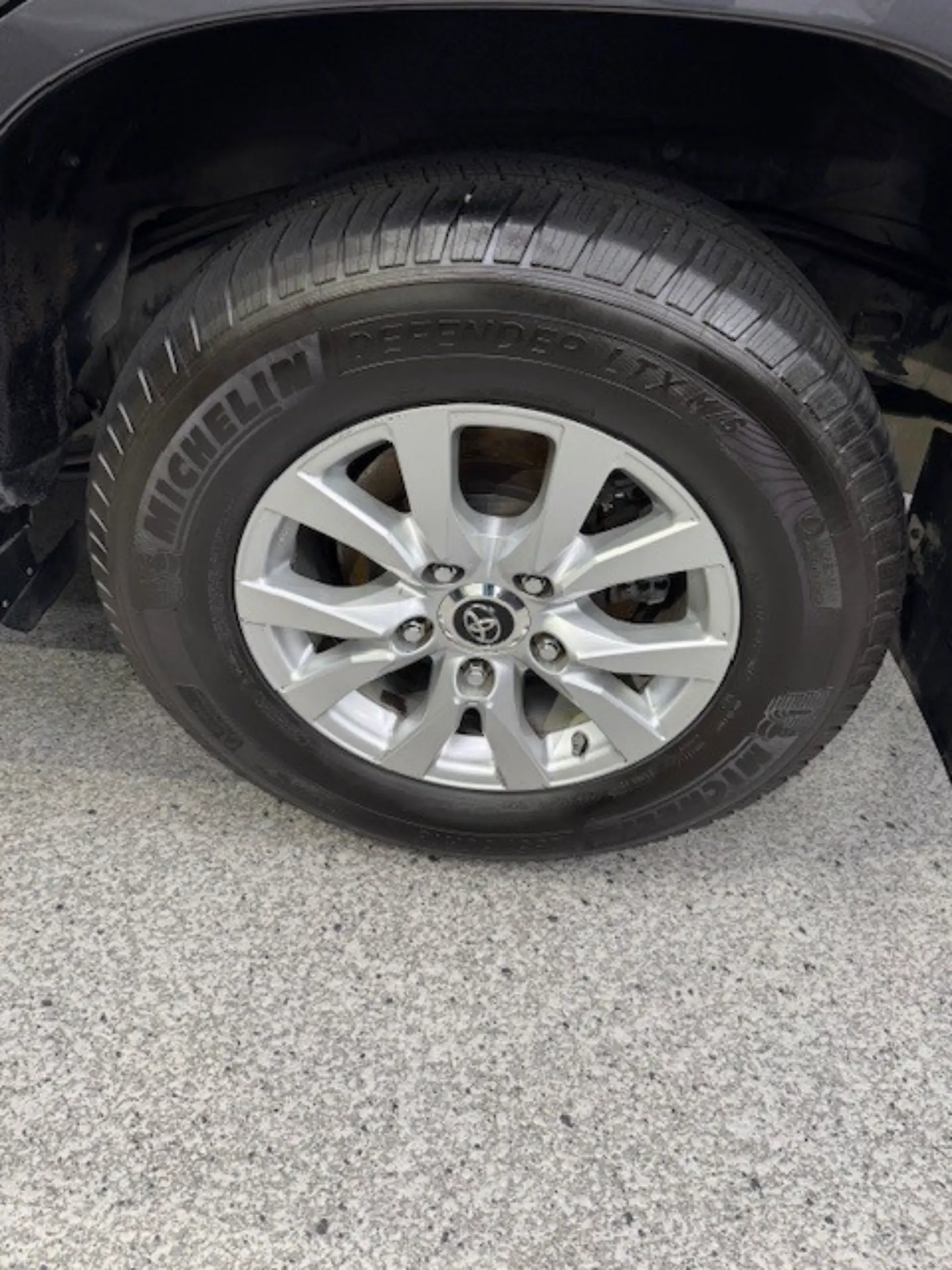2021-toyota-land-cruiser-for-sale-st-louis-mo-06