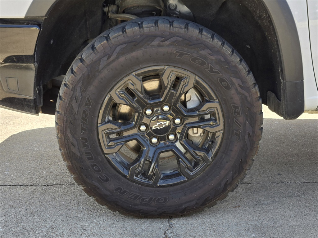 2022-chevrolet-silverado-1500-zr2-4x4-10