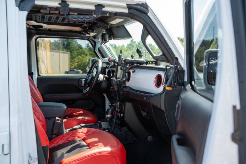2022-jeep-gladiator-mojave-for-sale (39)