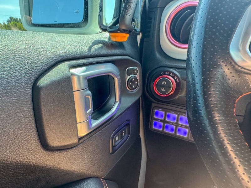 2022-jeep-gladiator-mojave-for-sale (9)