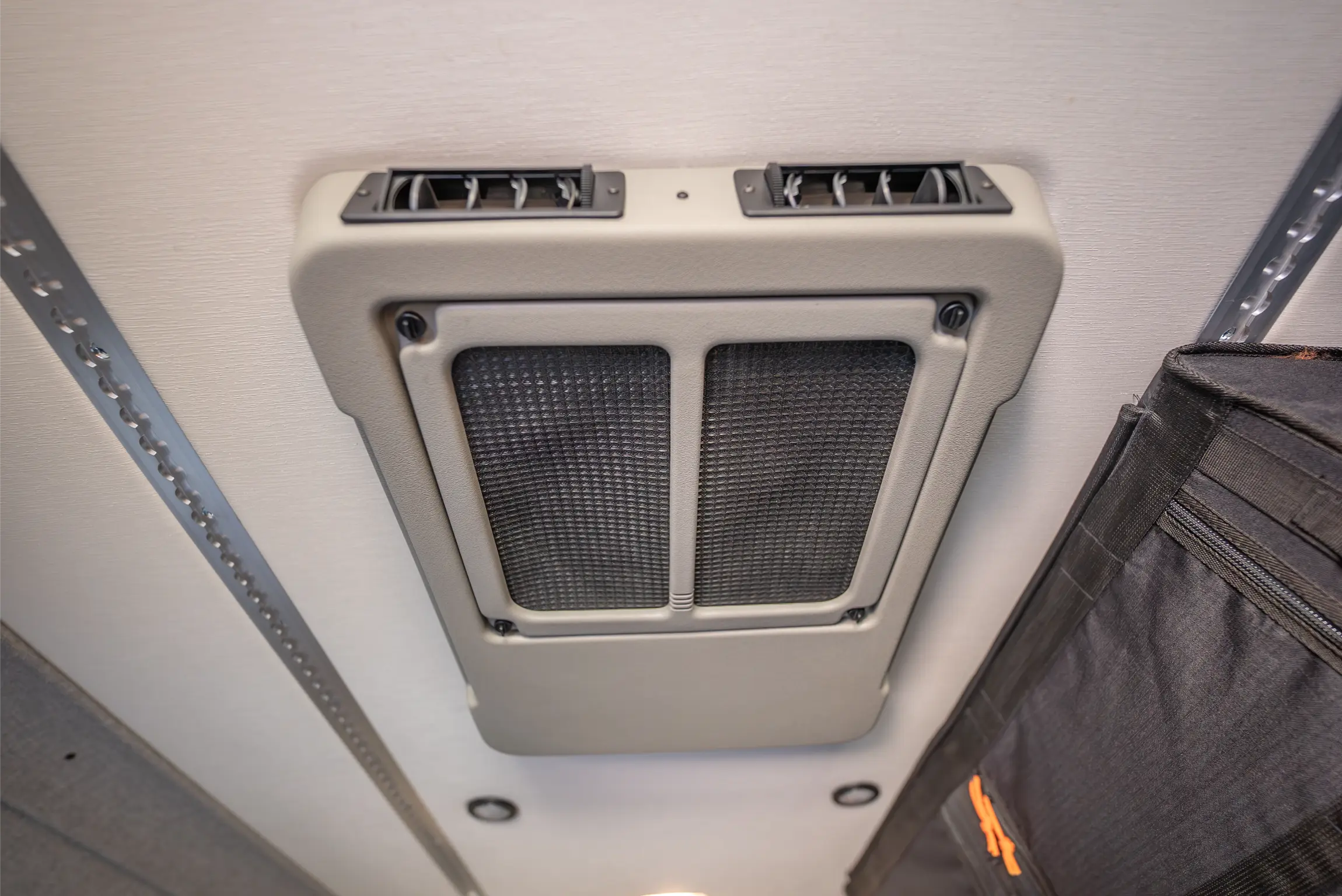 2022-mercedes-benz-sprinter-el-kapitan-for-sale-off-highway-van-41