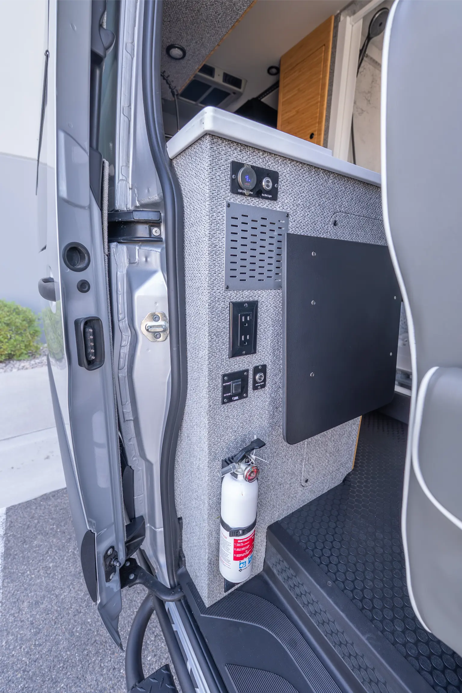 2022-mercedes-benz-sprinter-el-kapitan-for-sale-off-highway-van-51