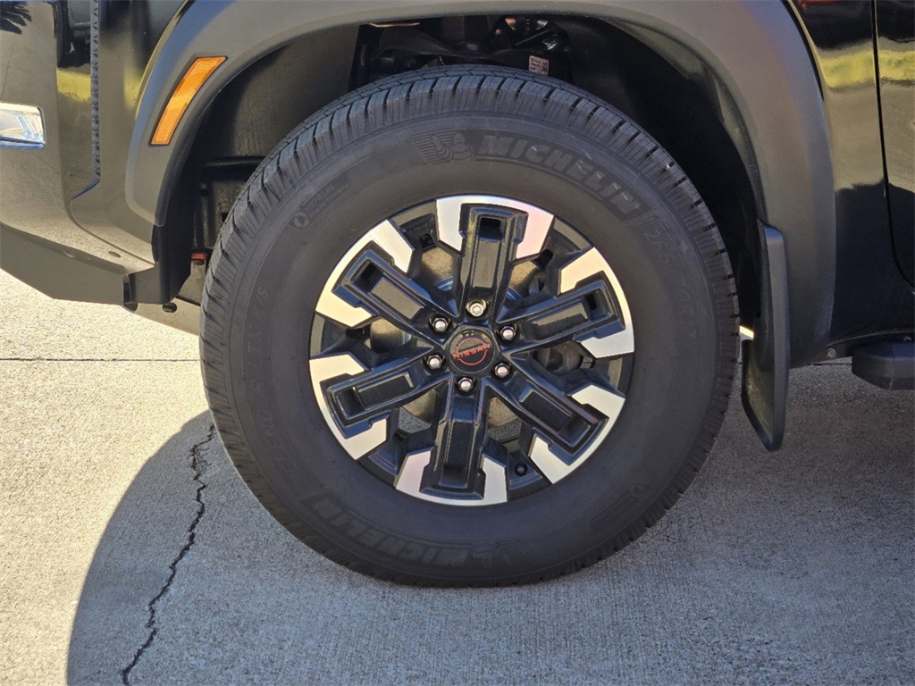 2022-nissan-frontier-pro-4x-for-sale-10