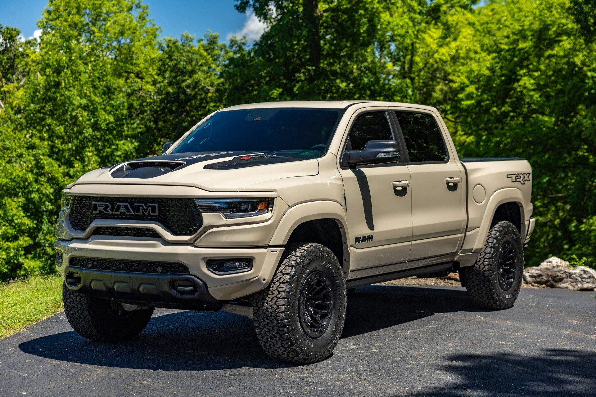 2022-ram-1500-trx-for-sale-springfield-mo-1