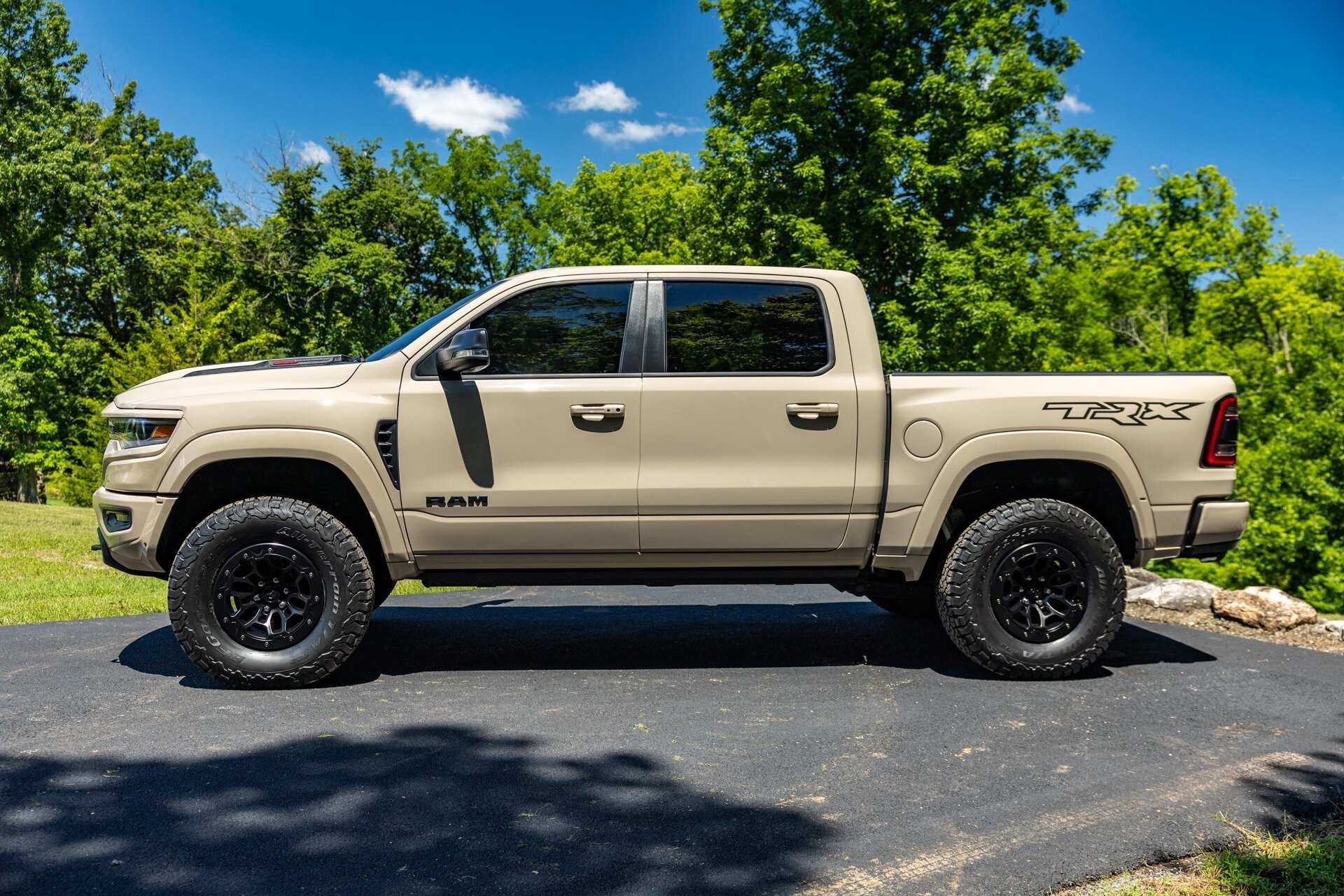 2022-ram-1500-trx-for-sale-springfield-mo-3