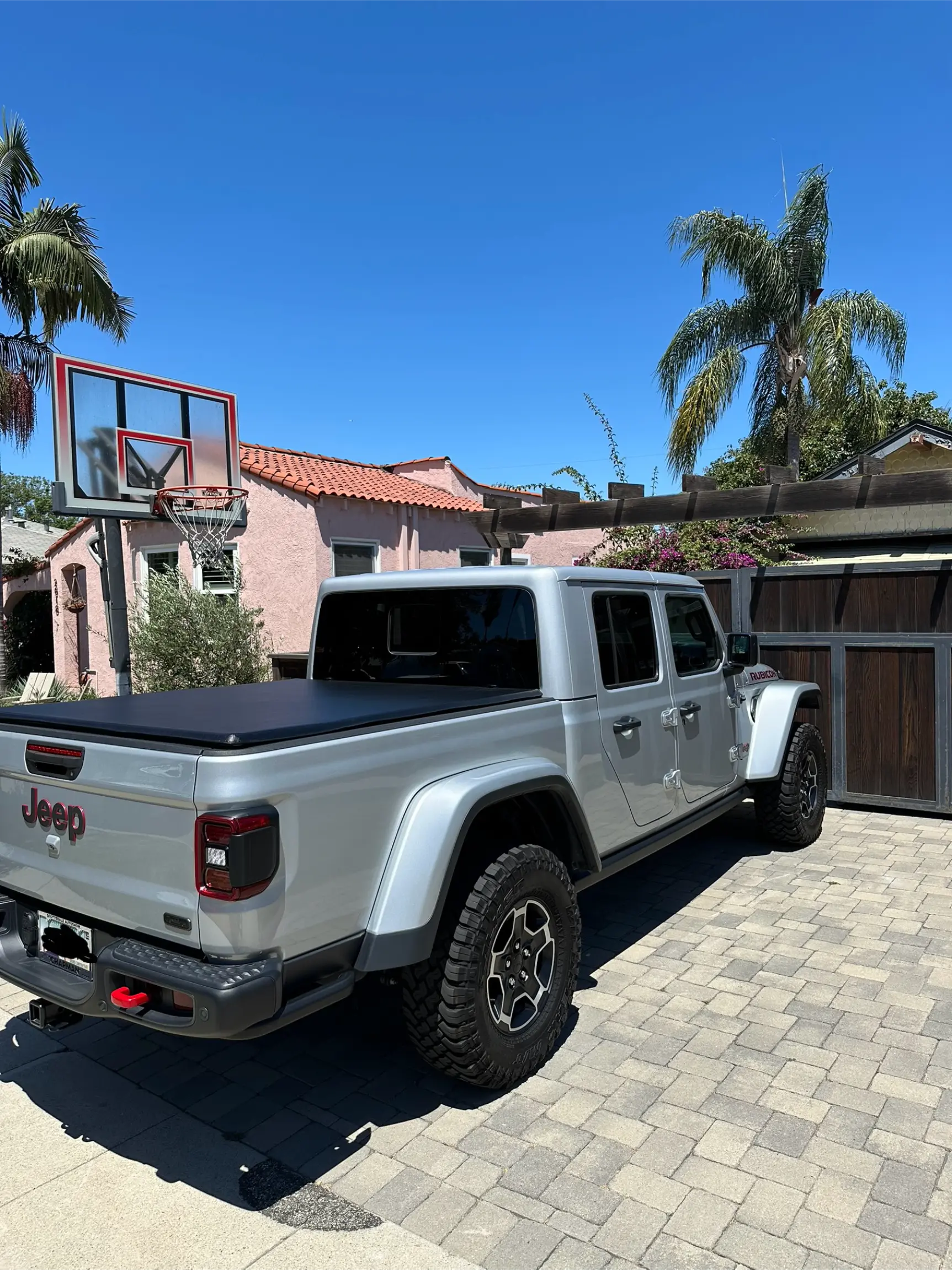 2023-jeep-gladiator-for-sale-long-beach-ca-09