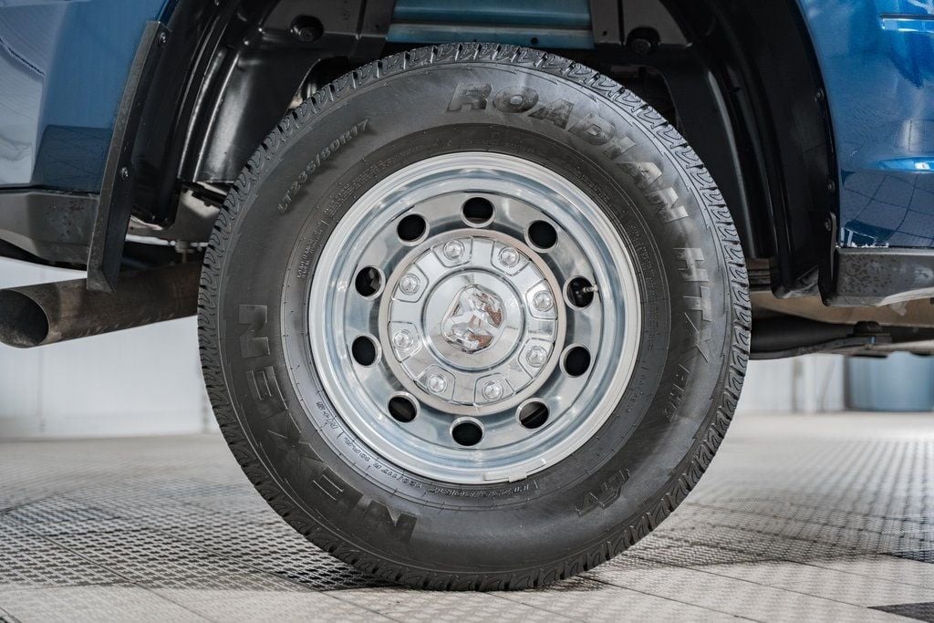 2023-ram-3500-big-horn (23)