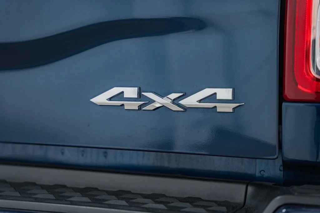 2023-ram-3500-big-horn (24)