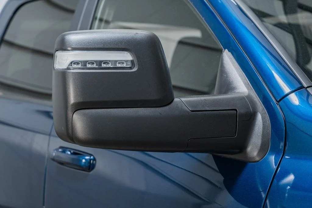 2023-ram-3500-big-horn (27)