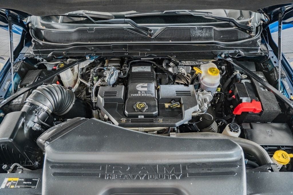 2023-ram-3500-big-horn (3)