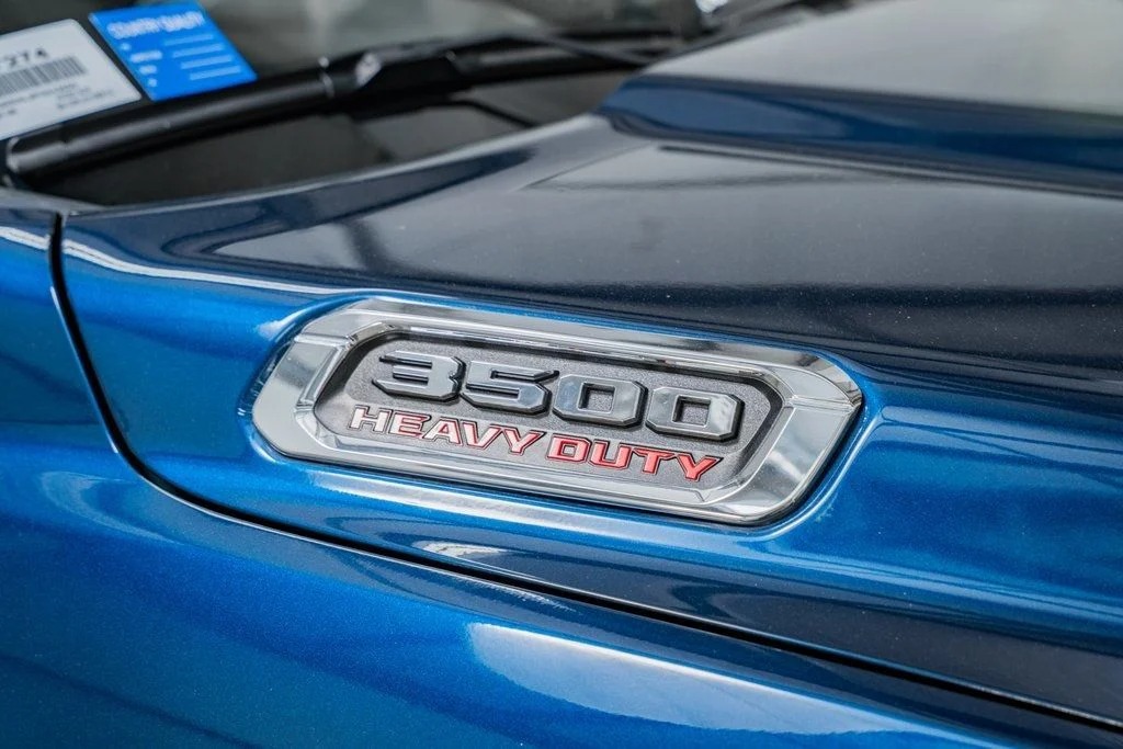 2023-ram-3500-big-horn (31)