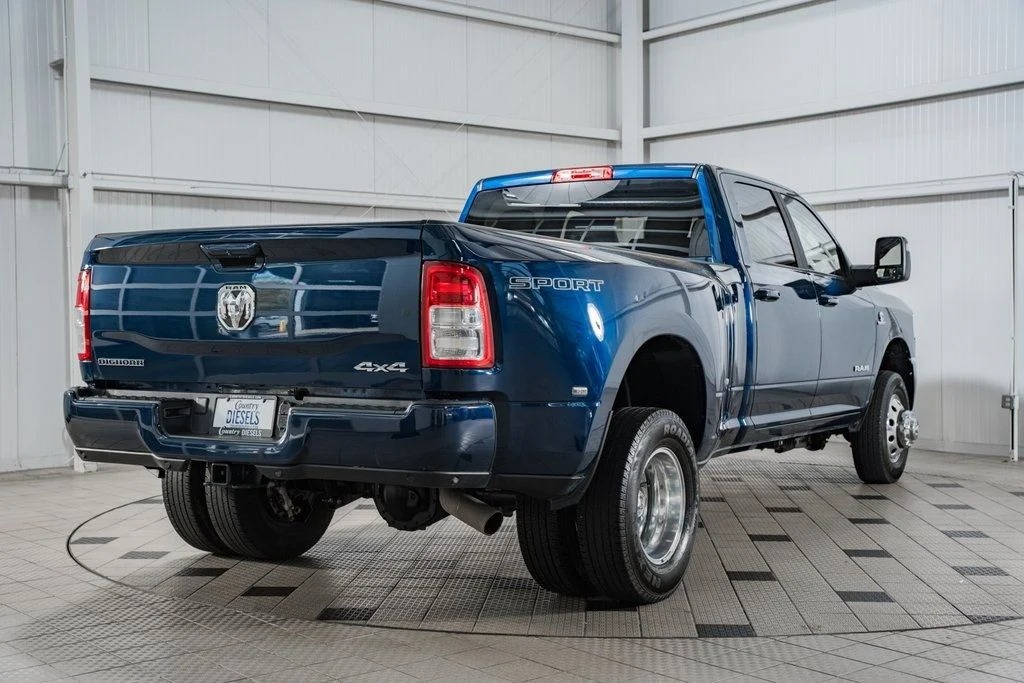 2023-ram-3500-big-horn (41)