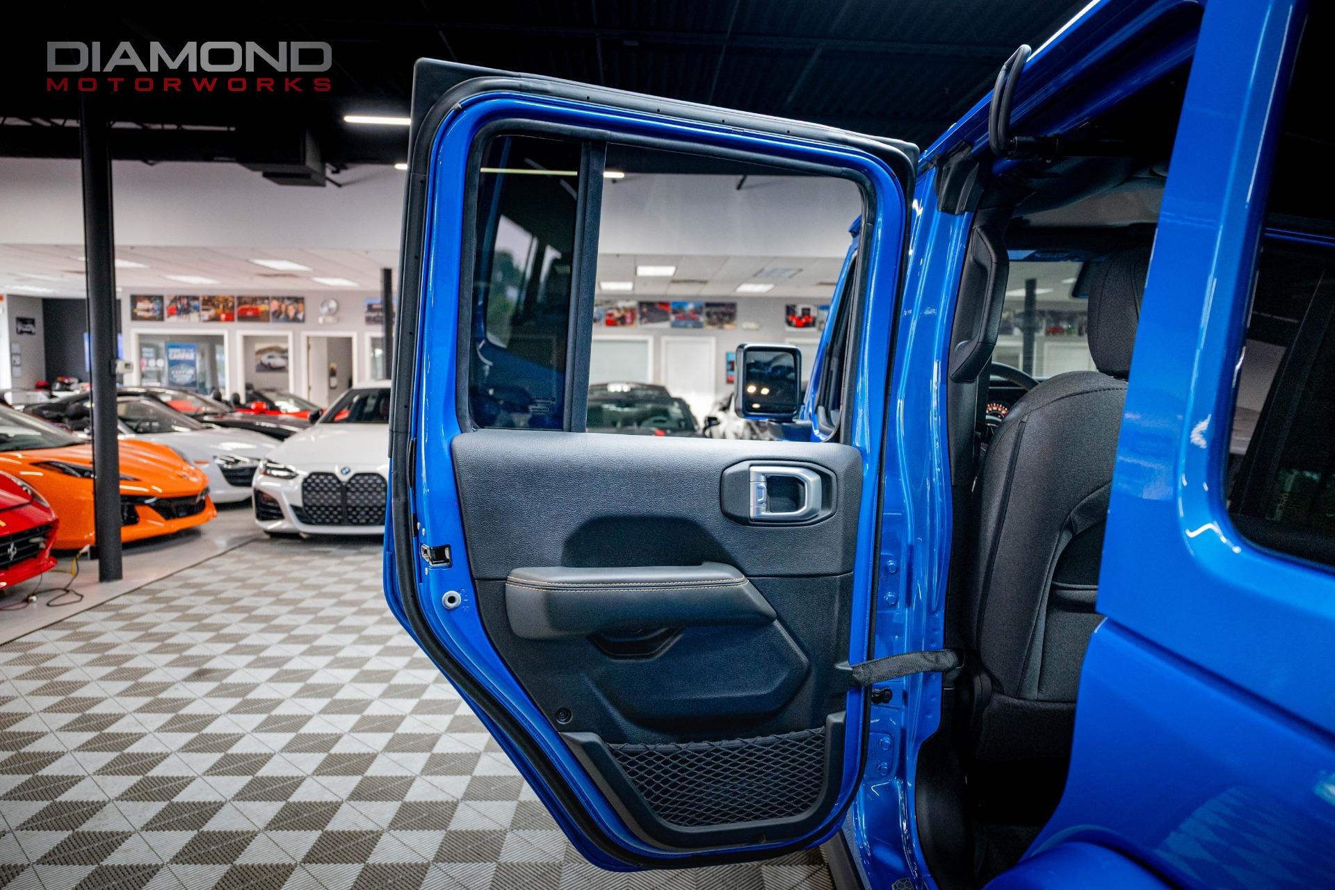 2024-jeep-wrangler-sahara-4x4 (23)