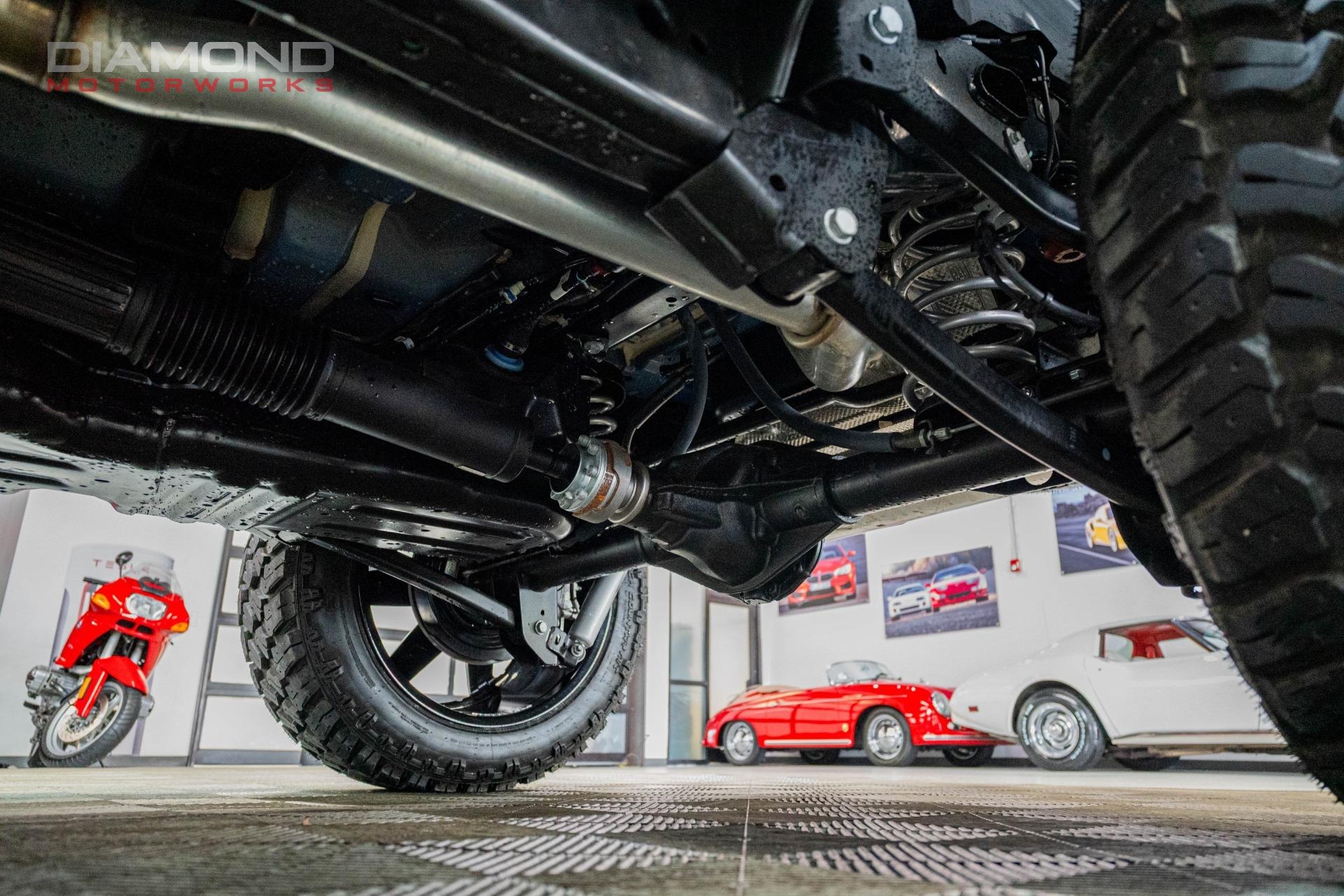 2024-jeep-wrangler-sahara-4x4 (87)
