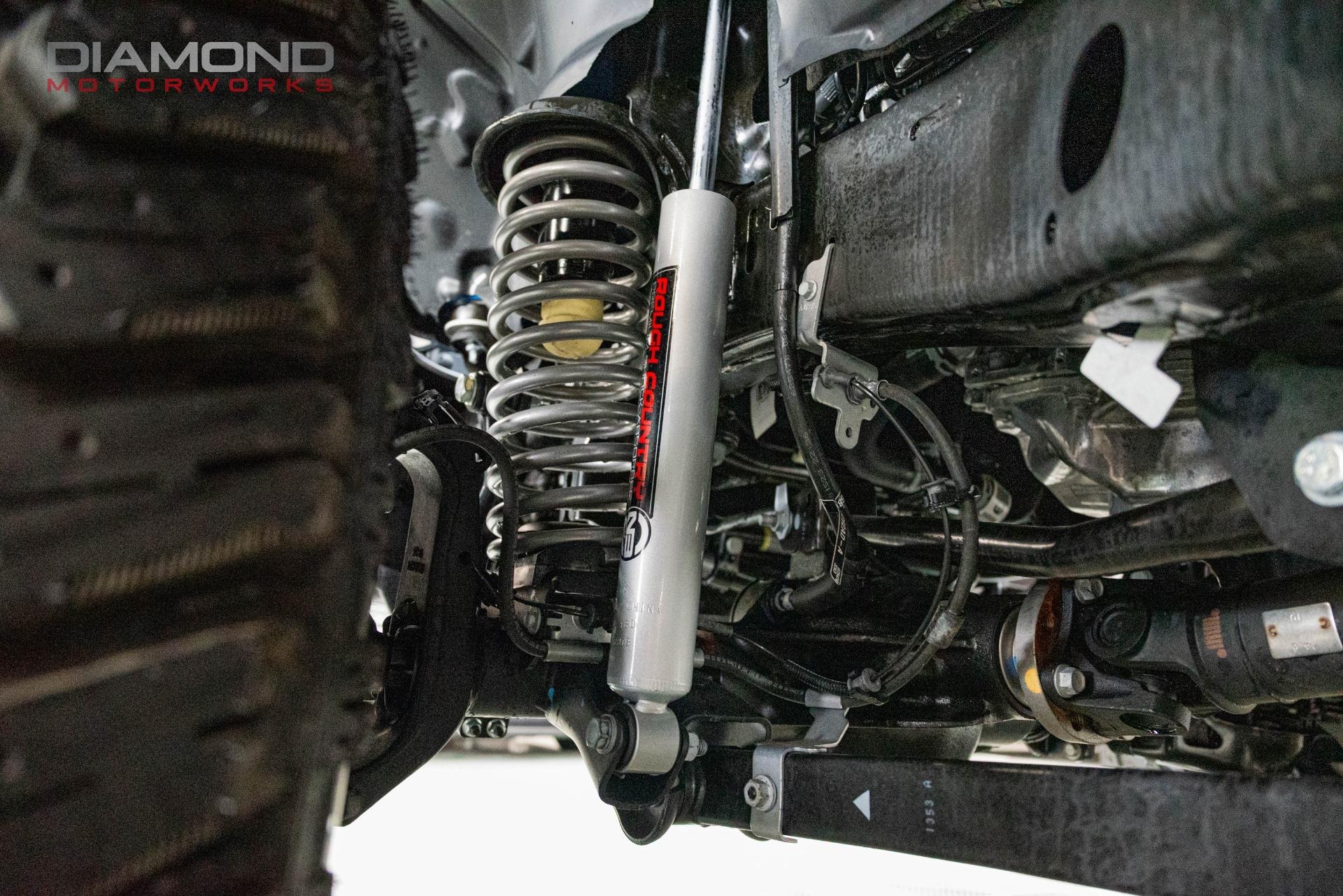 2024-jeep-wrangler-sahara-4x4 (89)