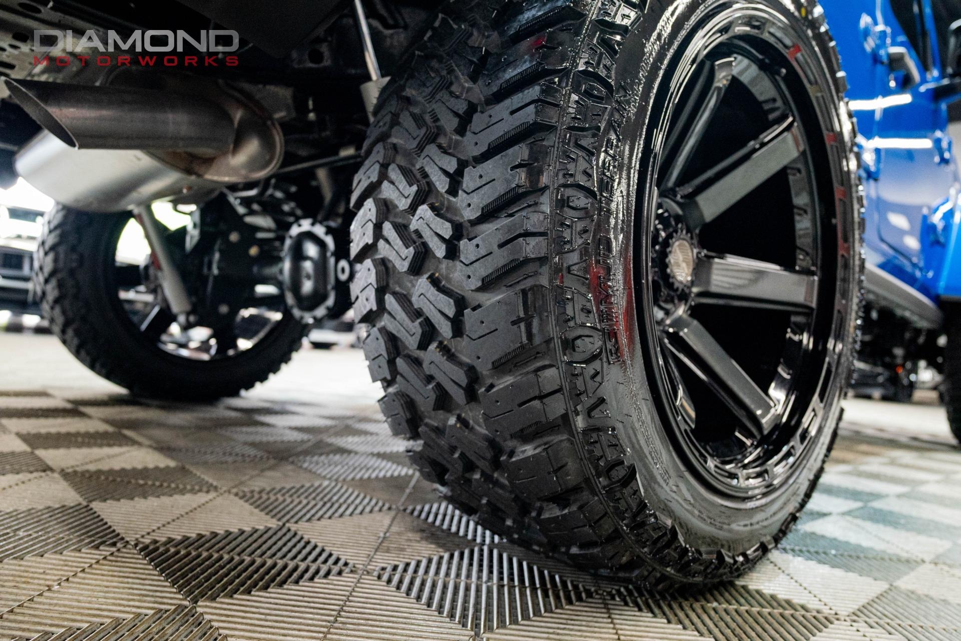 2024-jeep-wrangler-sahara-4x4 (92)