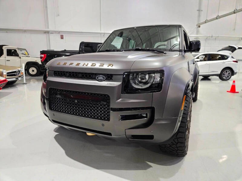 2025 Land Rover Defender 110 P635 OCTA (134)