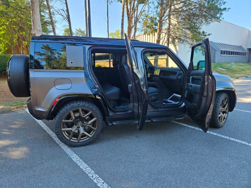 2025 Land Rover Defender 110 P635 OCTA (167)