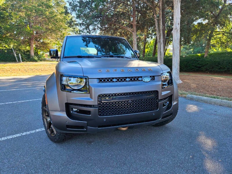 2025 Land Rover Defender 110 P635 OCTA (168)