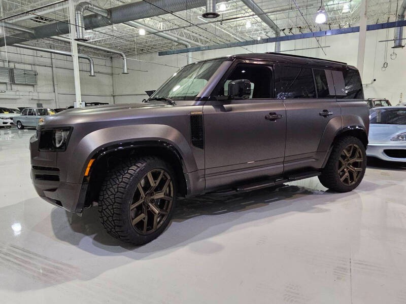 2025 Land Rover Defender 110 P635 OCTA (17)