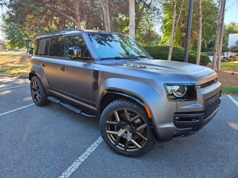 2025 Land Rover Defender 110 P635 OCTA (26)