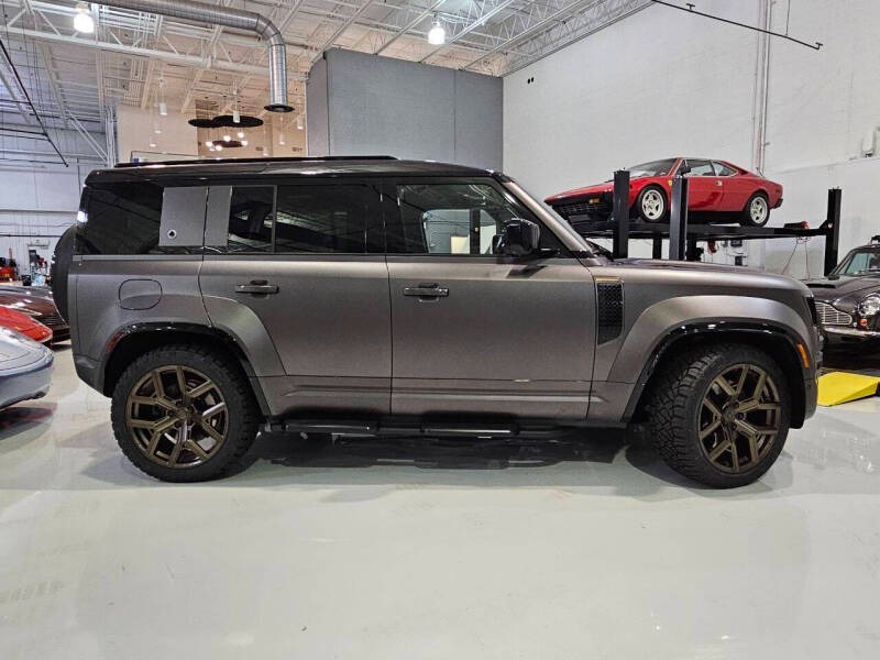 2025 Land Rover Defender 110 P635 OCTA (6)