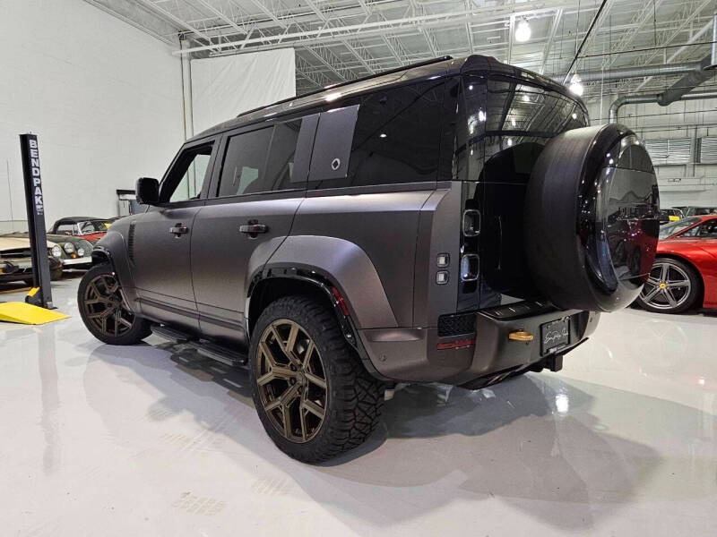 2025 Land Rover Defender 110 P635 OCTA (8)