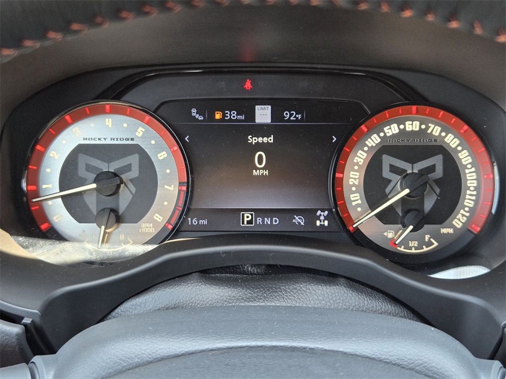 2025-nissan-frontier-for-pro-4x-for-sale-13