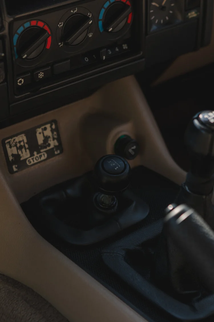 Euro 1995-Range-Rover-Classic-SWB-Vogue-for-sale-24